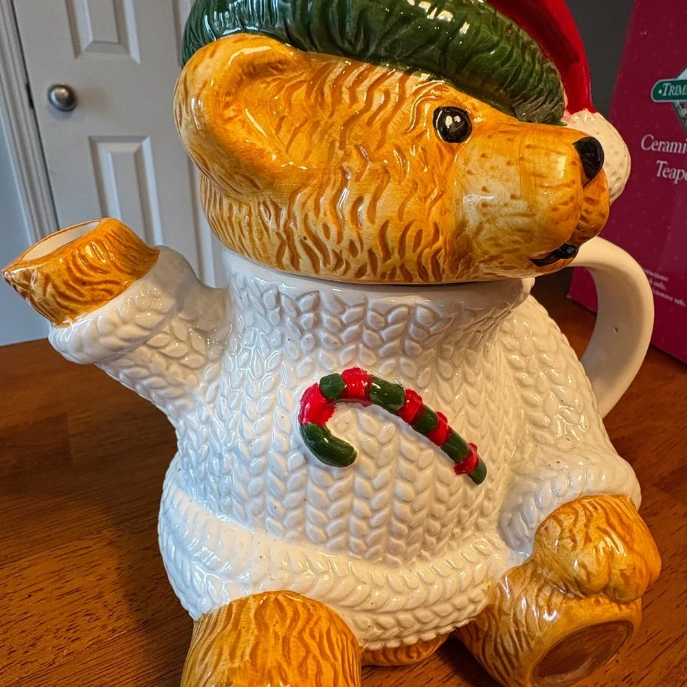 Vintage Ceramic Bear Teapot Excellent Condition